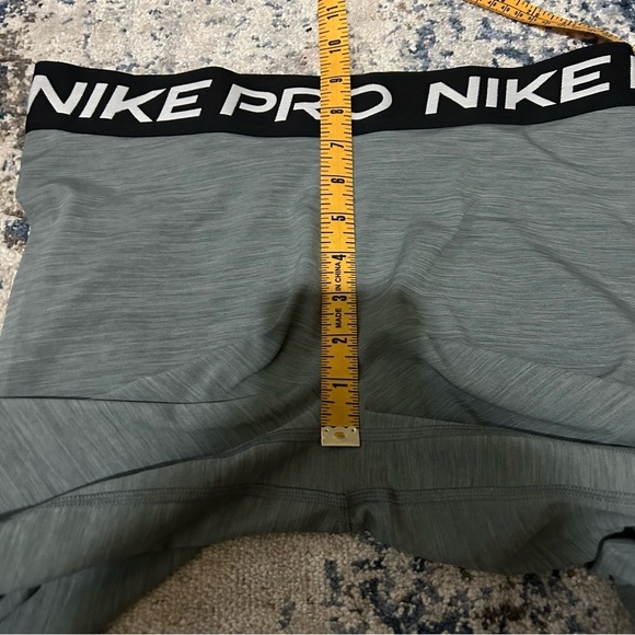 Nike Pro Dri-Fit Gray & Black Biker Shorts Size Large - Picture 5 of 6